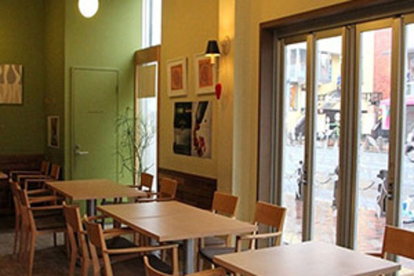 カフェ バーエッセンス イオンマークのカードの優待特典 カフェ バーエッセンス イオンマークのカードの優待特典