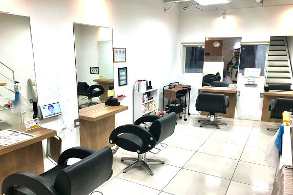 美容室 髪風船 久里浜ｐａｒｔ2店 イオンマークのカードの優待特典